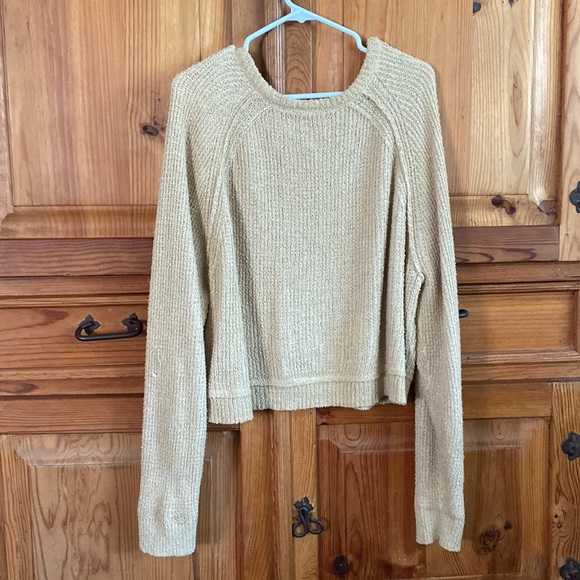 Free People Sweater - Picture 9 of 10